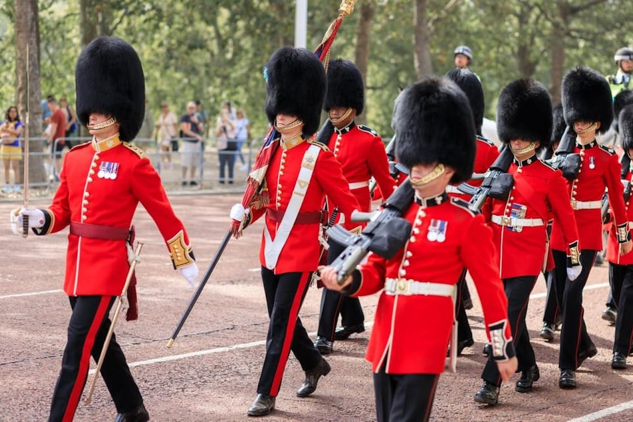 London: Westminster Private Walking Tour + Changing of the Guard + Hotel Pickup - Photo 1 of 8